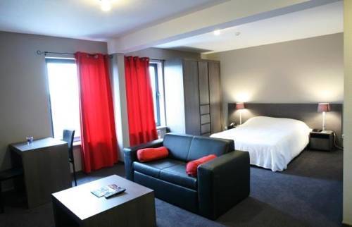 Фото отеля Best Western Leonardo Charleroi №1
