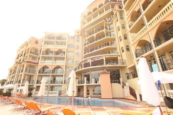 Фото отеля Menada Atrium Apartments №0