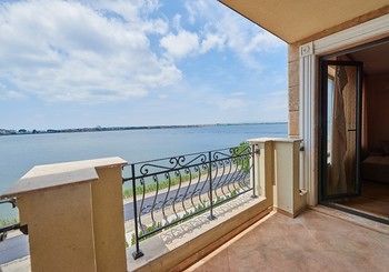 Фото отеля Gardenia Beach Palace Aparthotel №4