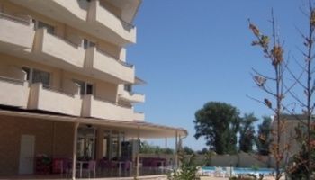 Фото отеля Belle View Hotel II №2