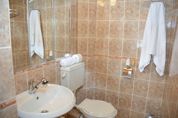 Фото отеля Trenchova Guest House №1