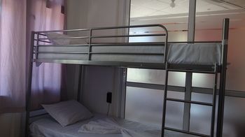 Фото отеля Hostel Compass Burgas №0