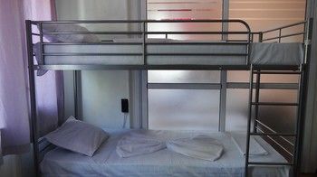 Фото отеля Hostel Compass Burgas №3
