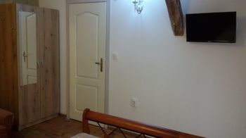 Фото отеля Guest rooms FILIPOPOL №0