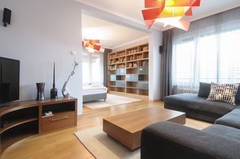 Фото отеля Ivan Vazov Luxury Apartment №2