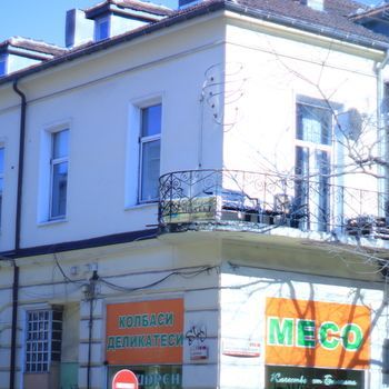 Фото отеля Nightingale Hostel and Guesthouse №2