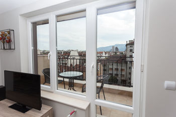 Фото отеля Sofia Art Gallery Vacation Apartments №1