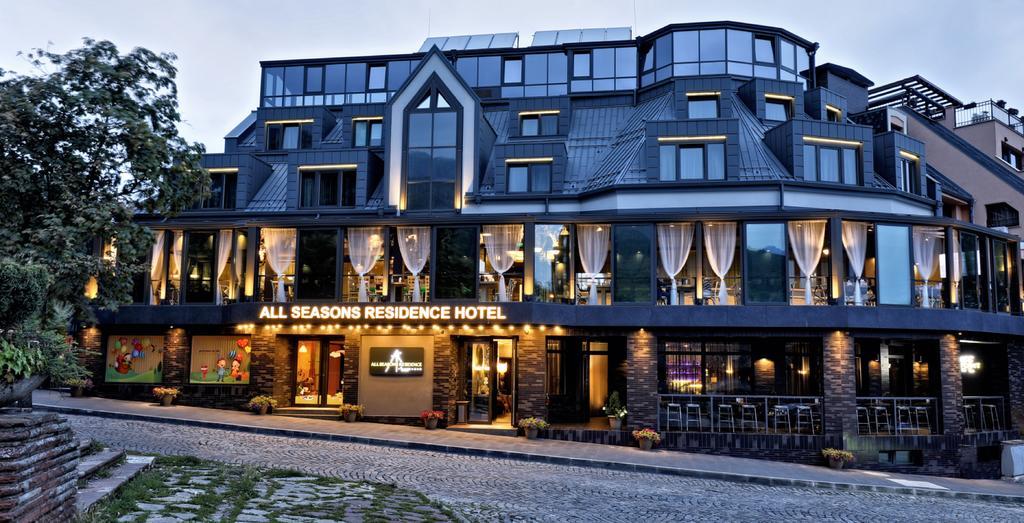 Фото отеля All Seasons Residence Hotel №0