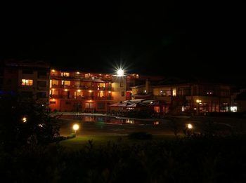 Фото отеля Hotel Grand №0