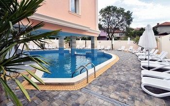Фото отеля Apart Hotel Sirena Palace №2