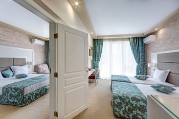Фото отеля Marina Sands Bijou Boutique Hotel №3