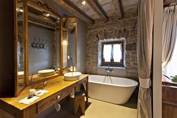 Фото отеля Rusticae Hotel La Vella Farga №3