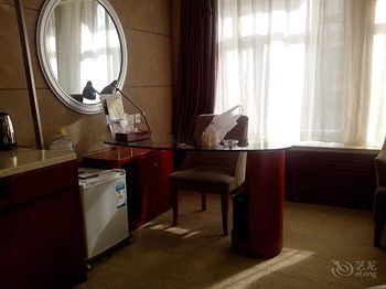 Фото отеля Wonderland Hotel Erdos №4