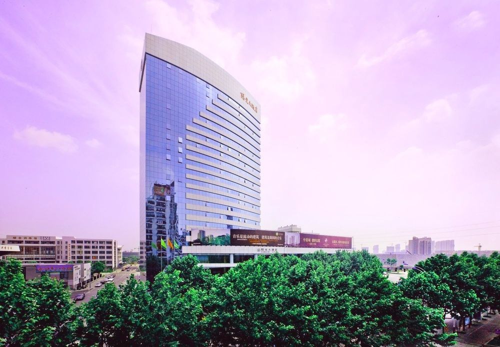 Фото отеля LANDISON PLAZA SUNSHINE HOTEL JIAXING №0